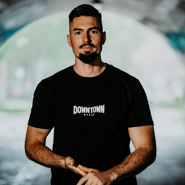 "0774X" Tee Schwarz