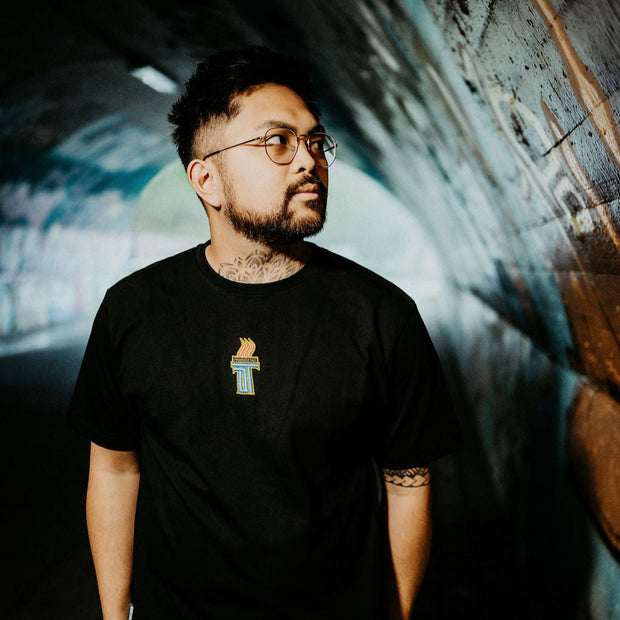 "Fackelträger" Tee Teerschwarz